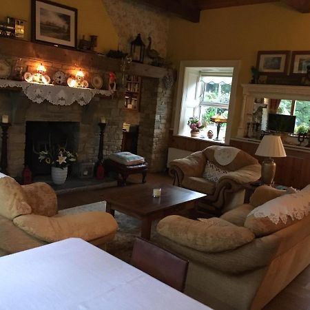 Station House Glenties Bed & Breakfast Dış mekan fotoğraf