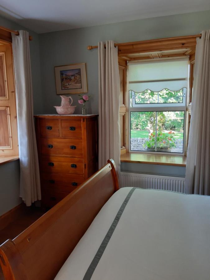 Station House Glenties Bed & Breakfast Dış mekan fotoğraf