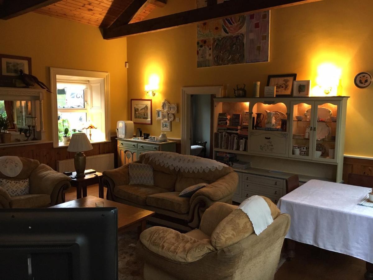 Station House Glenties Bed & Breakfast Dış mekan fotoğraf