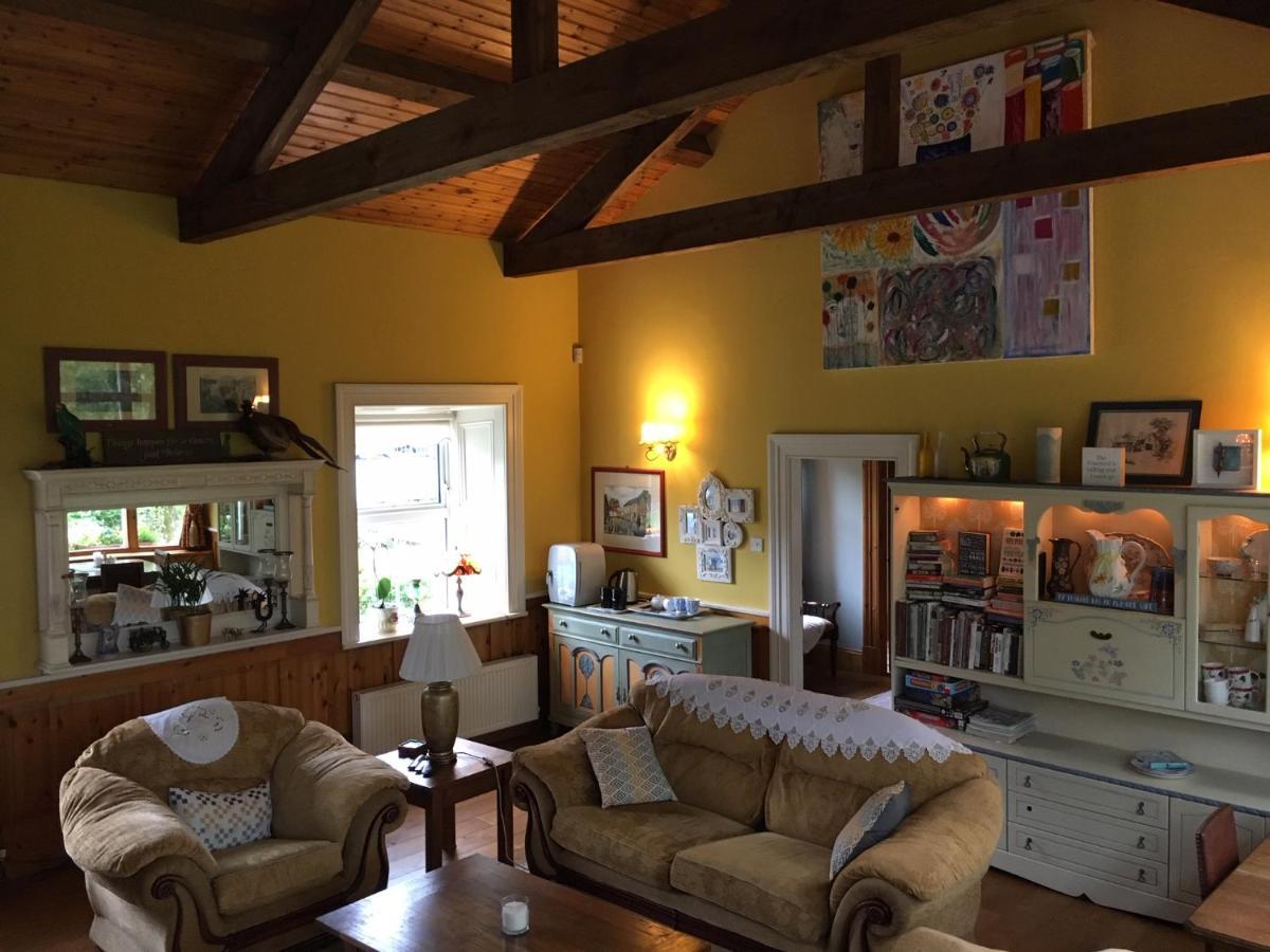 Station House Glenties Bed & Breakfast Dış mekan fotoğraf