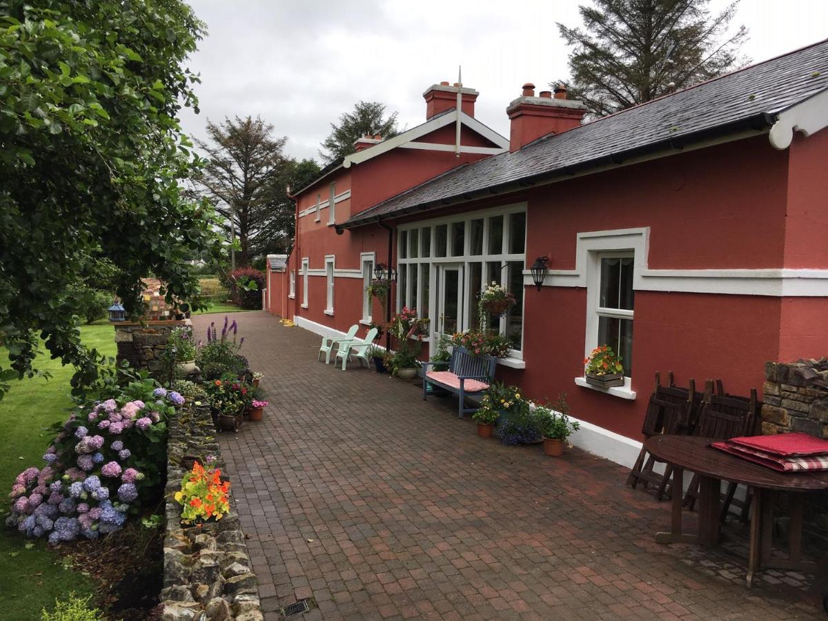 Station House Glenties Bed & Breakfast Dış mekan fotoğraf